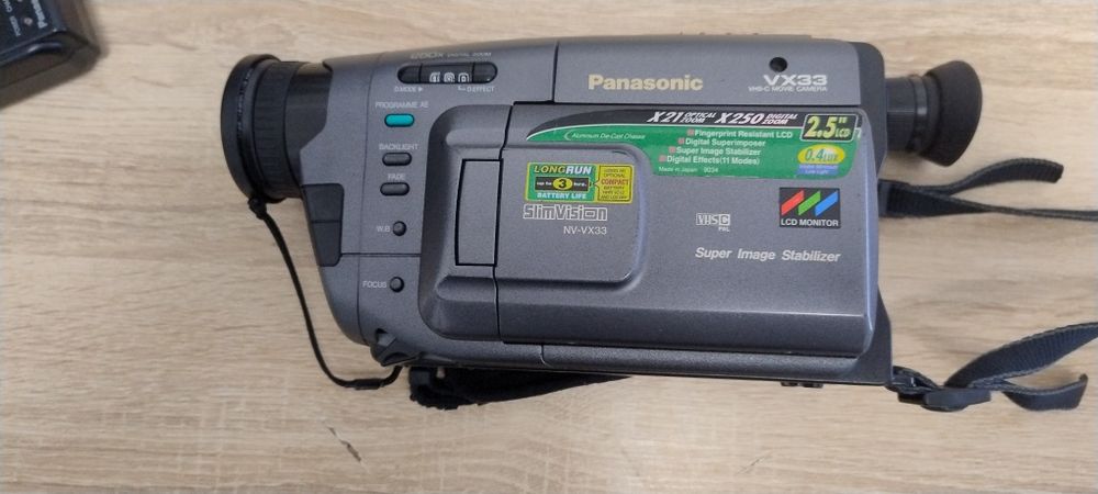 Camera Panasonic Slim Vision NV-VX33