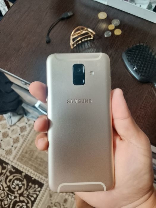 Samsung a6 Самсунг а6
