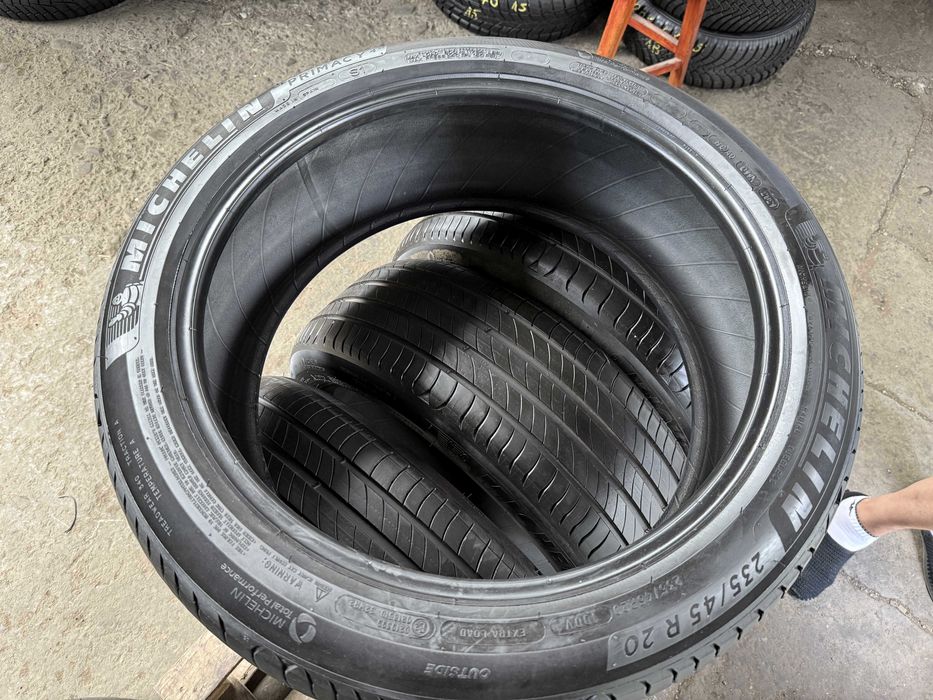 4x Anvelope Vara 235/45 R20 - Michelin Primacy 4