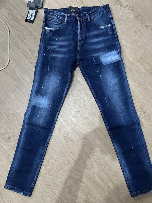 Blugi  barbati de la 44 48 50 54