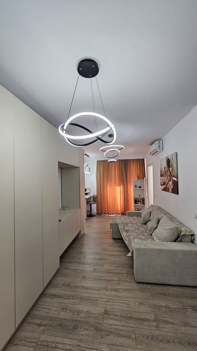 Studio 2 camere lux de inchiriat pe termen lung