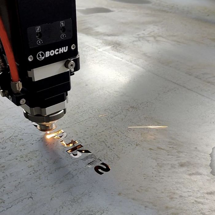 Лазерная резка металла, металлообработка