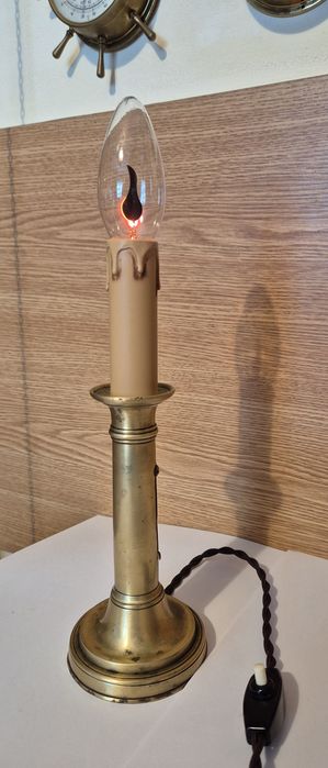 Lampa de birou electrica