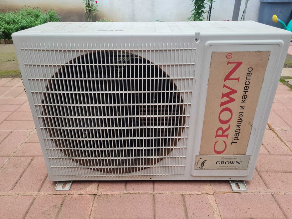 Климатик  сплит система  CROWN DZ 09 HRN