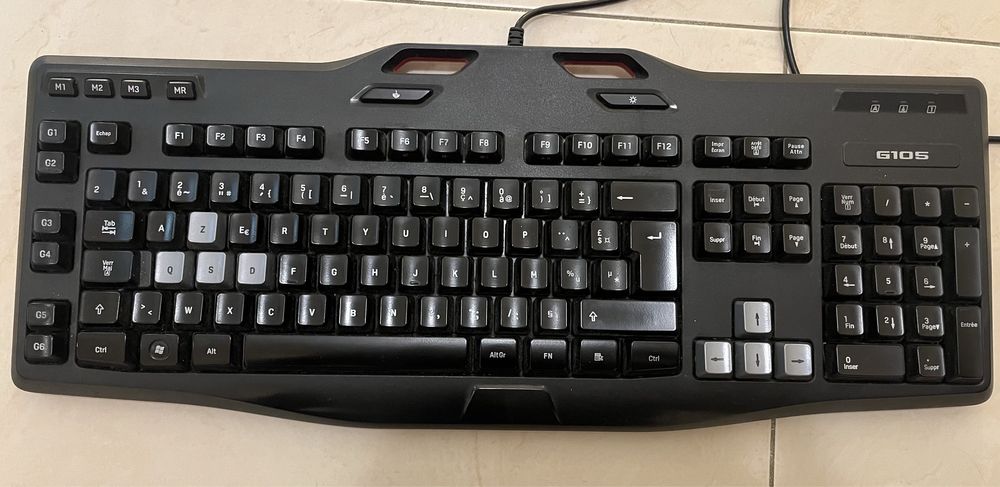 Геймърска клавиатура Logitech