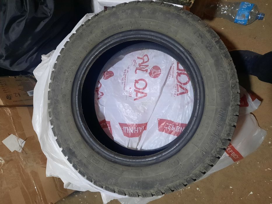 Зимнее шины 175/65R14