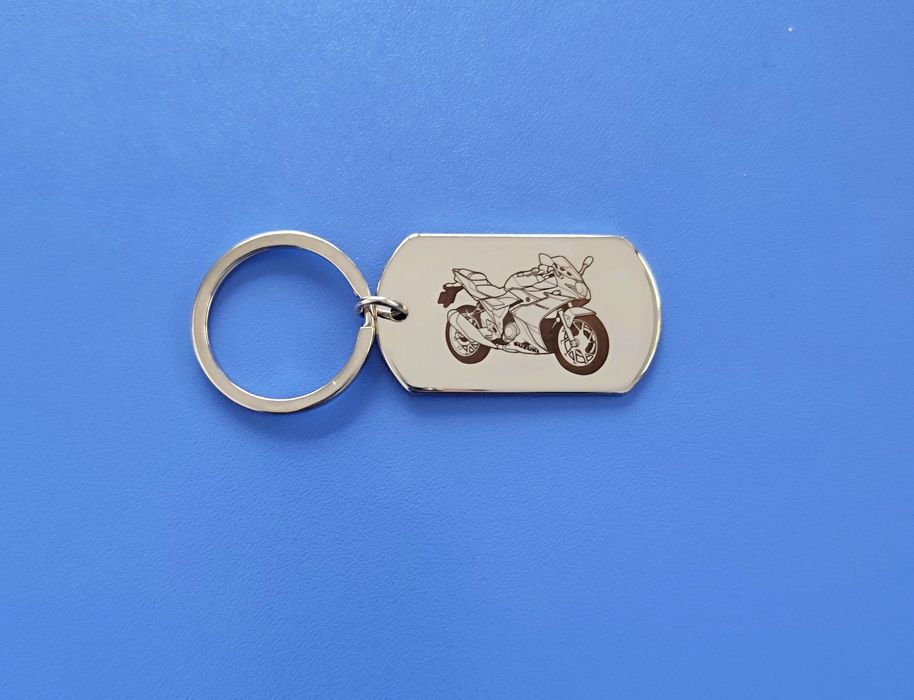 Нов метален ключодържател с гравиран текст