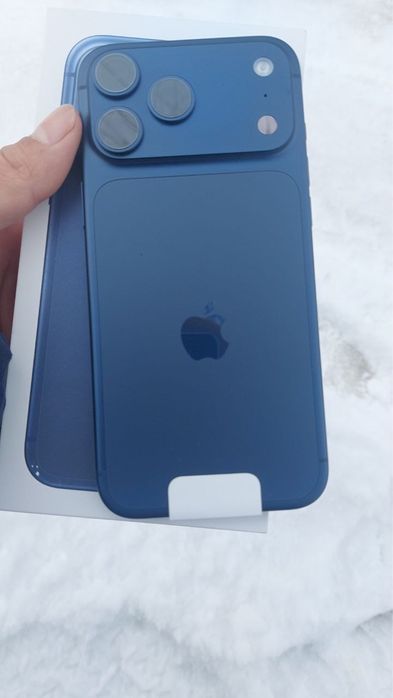 iPhone 17 pro max e-sim