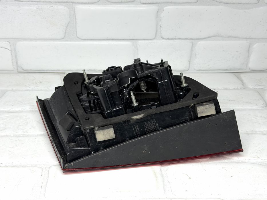 Десен вътрршен стоп AUDI A3 8V 8V4945094A