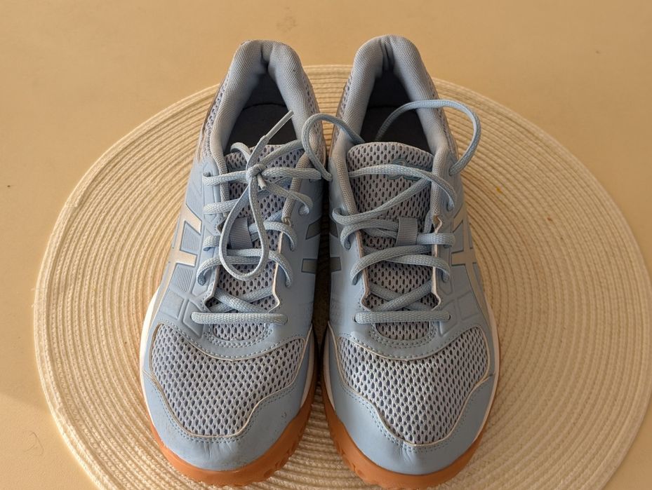 Дамски спортни маратонки Asics Gel-Rocket 8 / 39,5 номер