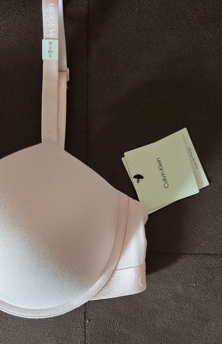 Calvin klein сутиен 80D нов