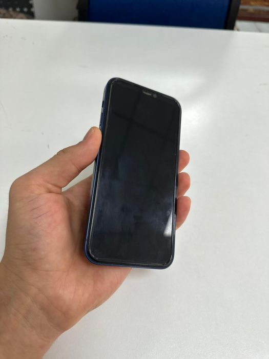 Продам айфон 12 128гб