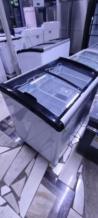 Продам морозильный для магазина