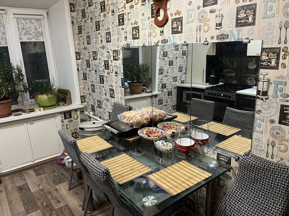 Продам 4х комнатную квартиру