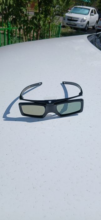 Очки 3D в комплекте 2 штуки