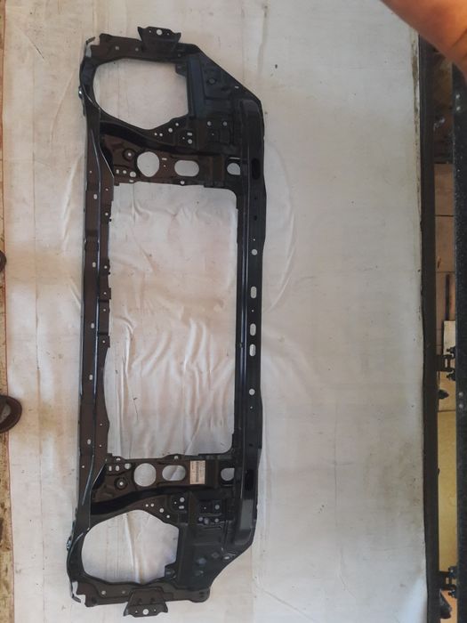 Продам переднюю рамку(телвизор)