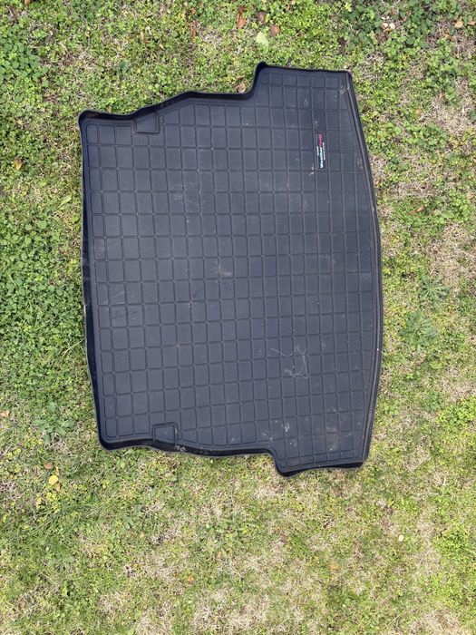 Нисан роуг х-трейл тойота рав4 стелки за багажник toyota rav4 nissan