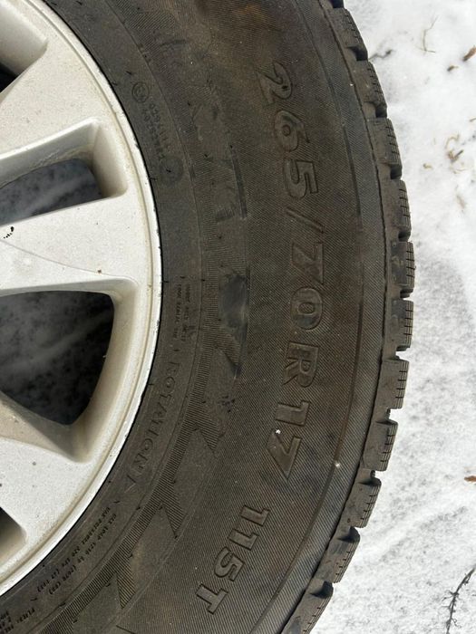 Продам зимний комплект шины с дисками