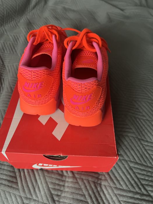 Дамски маратонки Nike