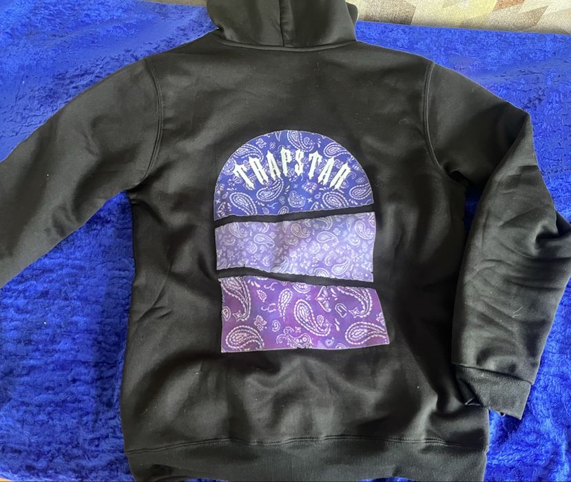 продам зипку trapstar