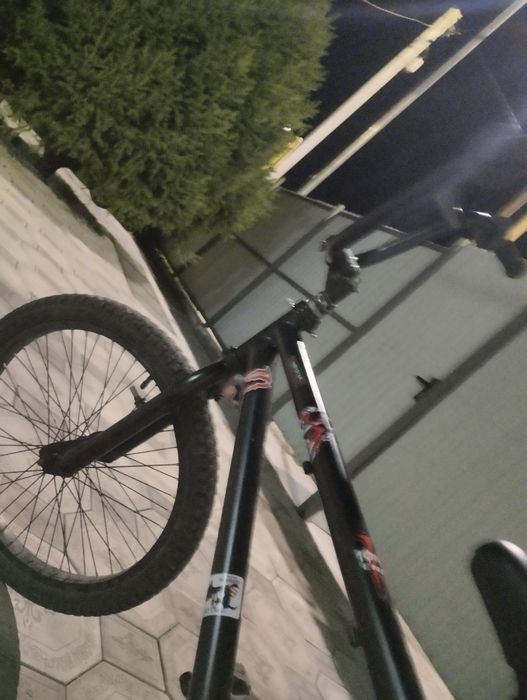 Велосипед BMX трюковой