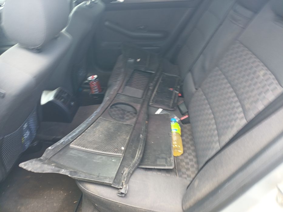 Продавам audi a6 c5 2.4 бензин на части