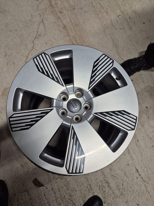 Vând Jante Audi R19 Etron 5x112! Se potrivesc si pe alte modele  Audi!