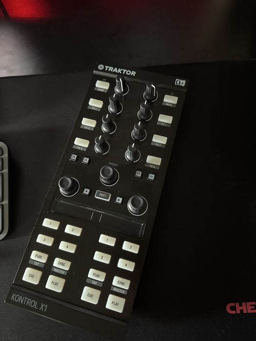 Traktor x1 mk2 second