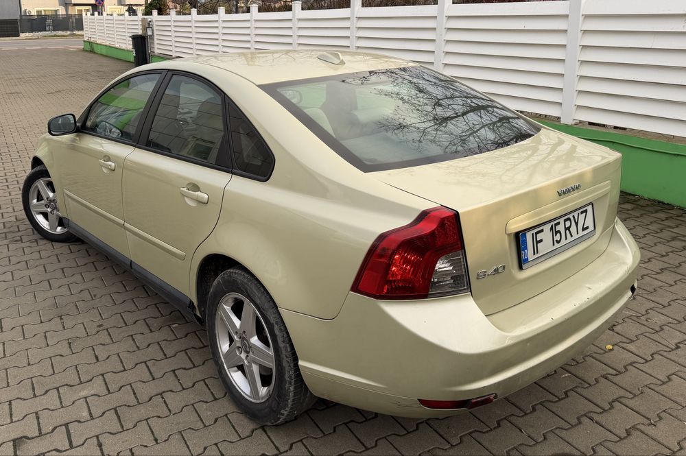Volvo S40  2,0 Diesel Automat  2009