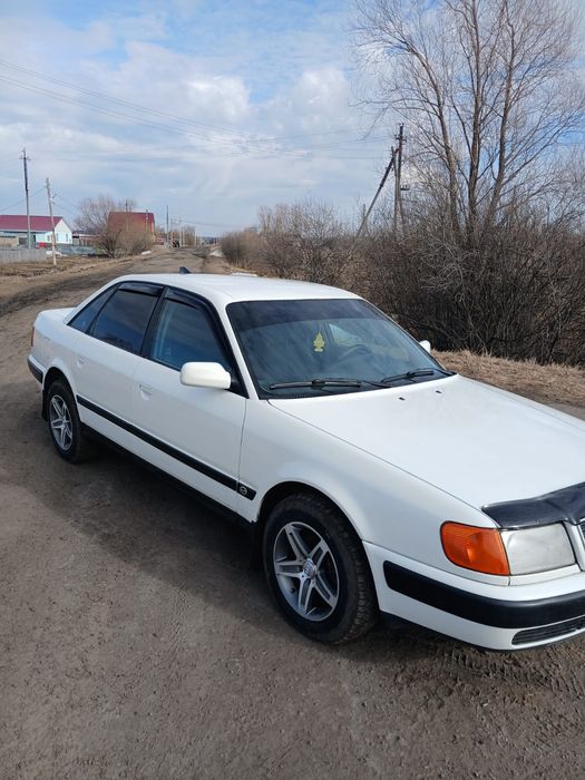 Продам AUDI 100 C4