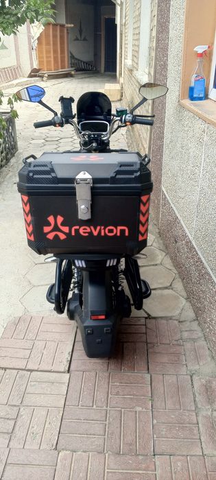 Скутер Ревион 2026