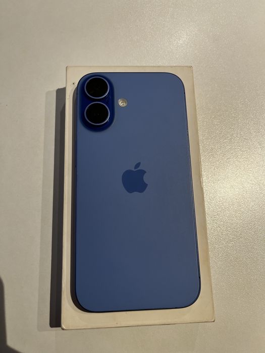 Продам айфон/iphone 16