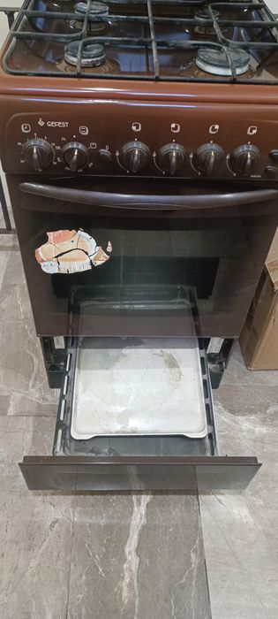 Продаю газовую плиту