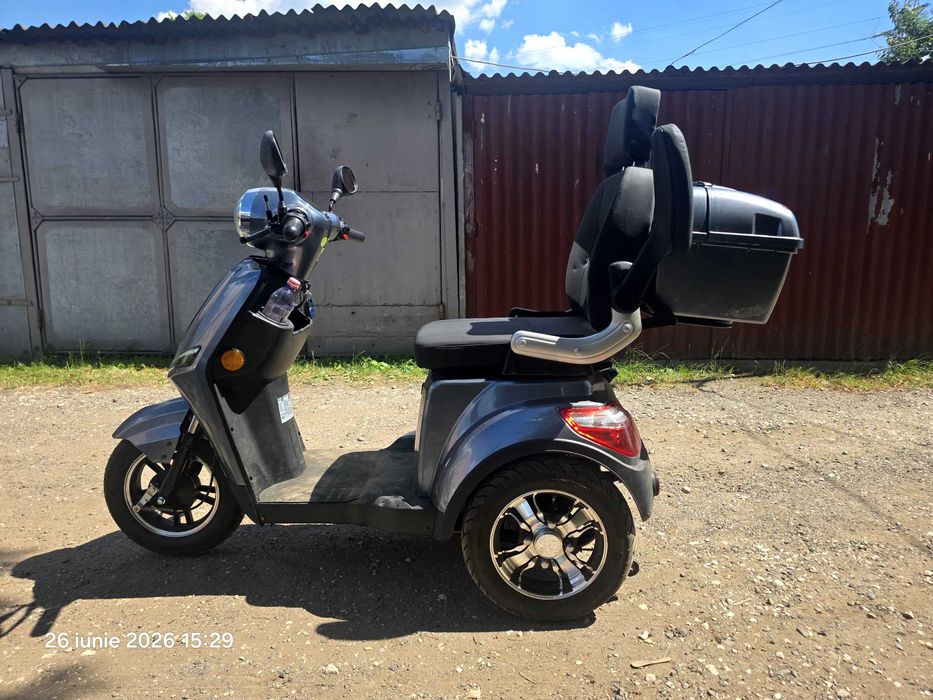 Triciclu electric