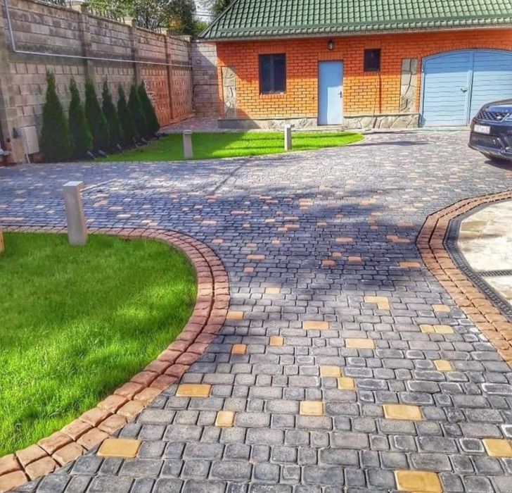 Укладка брусчатки асфальта