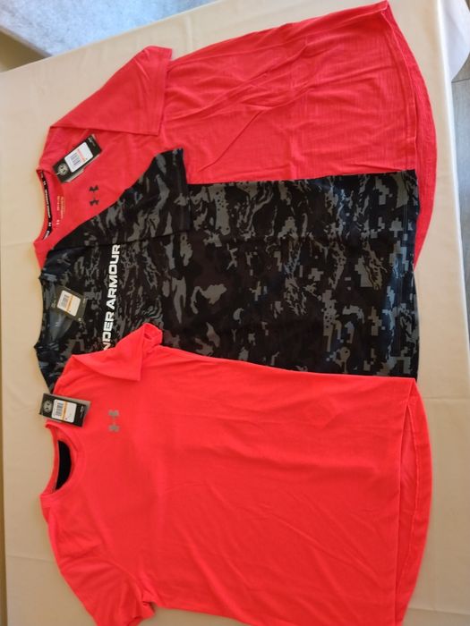 Tricouri pentru bărbați marca Under Armour
