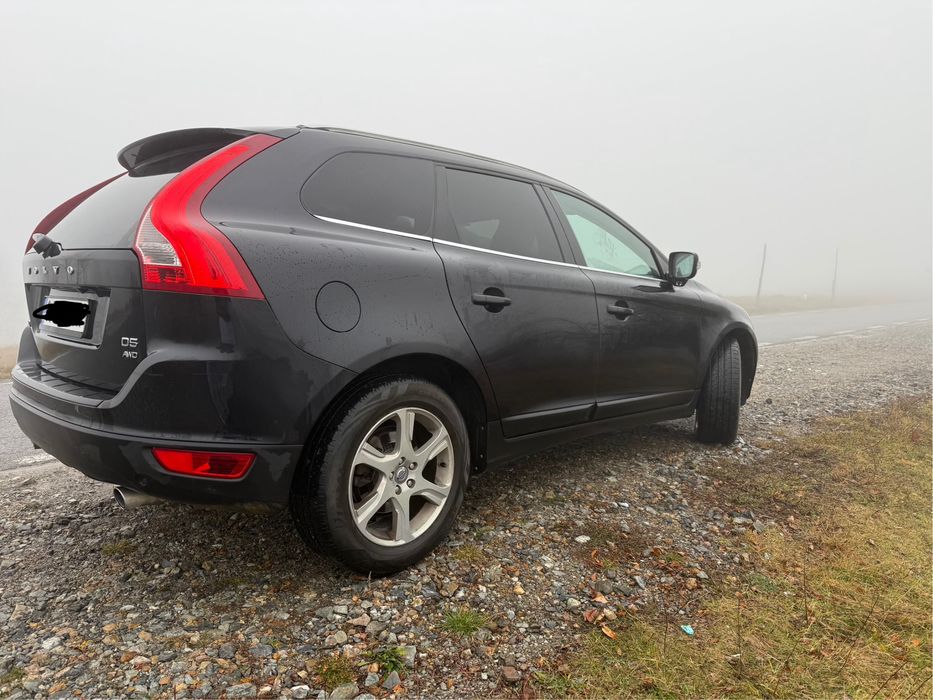 VOLVO XC60 2012 — imagine 4