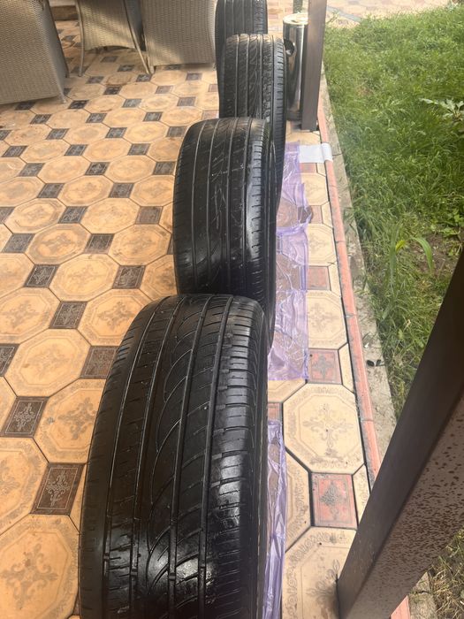 Шины на автомобиль