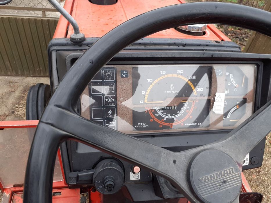 Трактор Yanmar f20