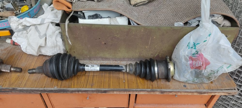 Привода в заборе гольф - 4