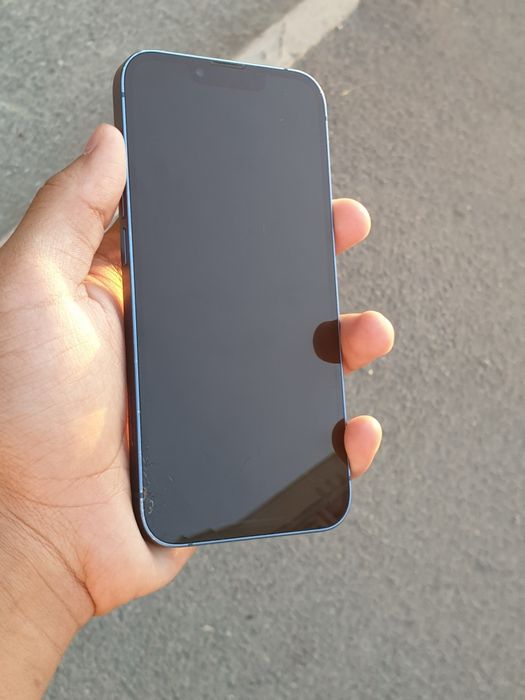 iPhone 13 76/128