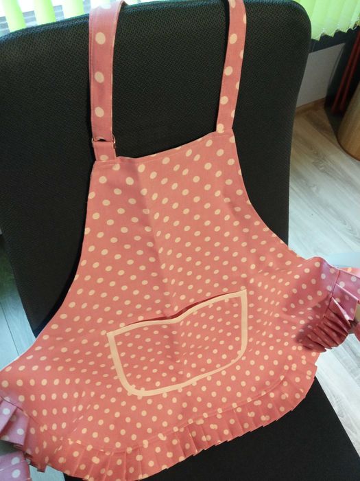 Дамска престилка (Нова)