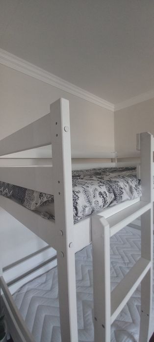 двухярусъная  кроват