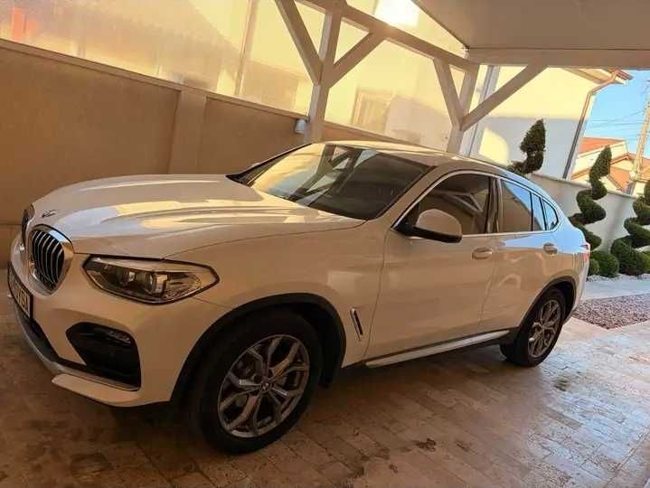 Vand BMW X4 model 2020 alb