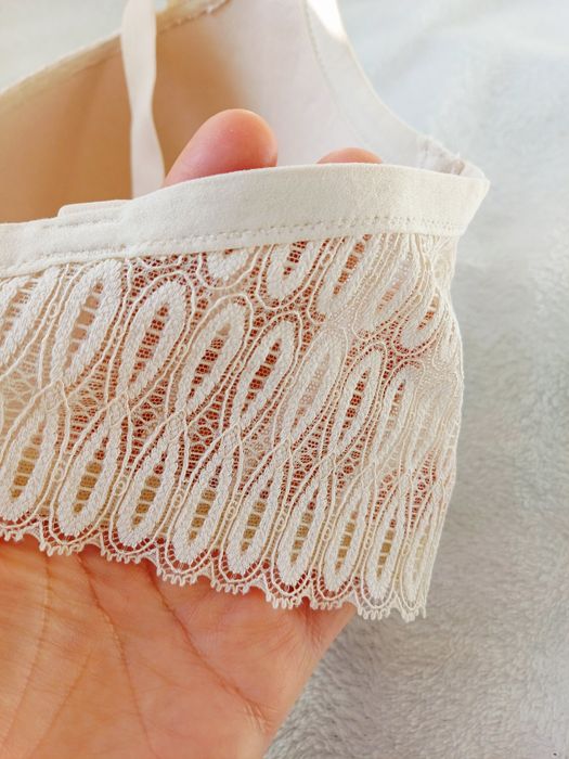 сутиени Triumph  85 Д