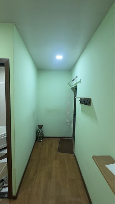 Ангрен продается квартира 1- комнатная .