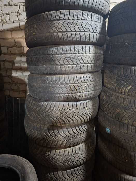 Продам шины. 225/65/17 пирелли
