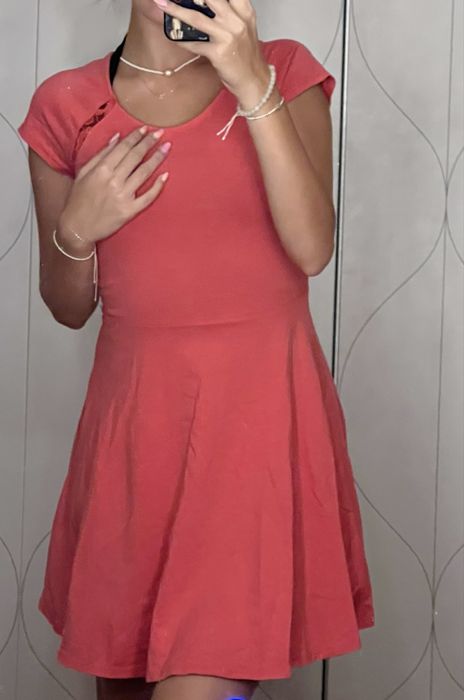 Рокли елегантни XS или S