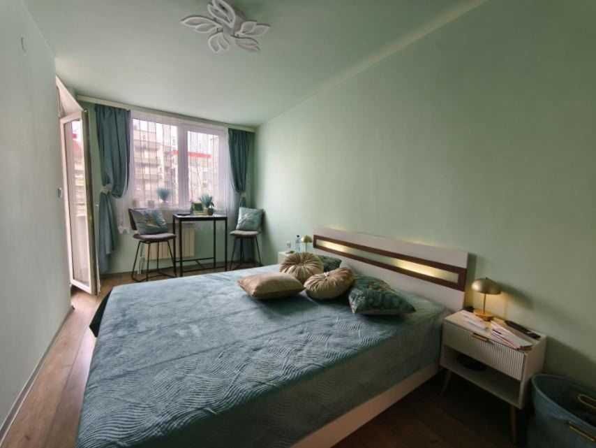 Дава се под наем Двустаен апартамент в София, Стрелбище - 72 кв.м за 648.21 € - Снимка #2