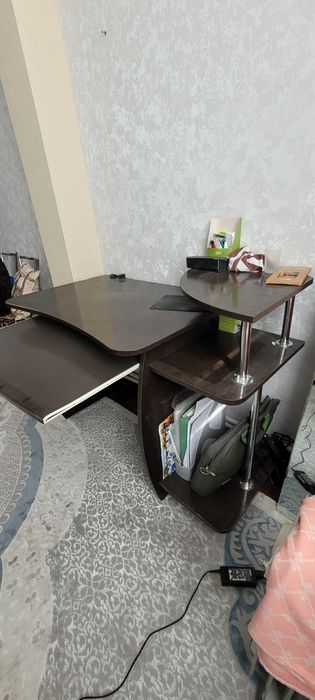 Продам мини стенку под телевизор и стол под компьютер